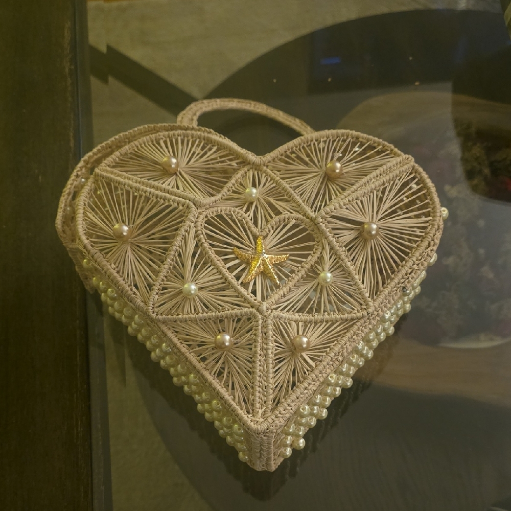 Heart-Shaped Woven Bag with Pearl Accents